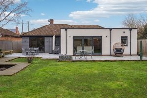 Rear- click for photo gallery